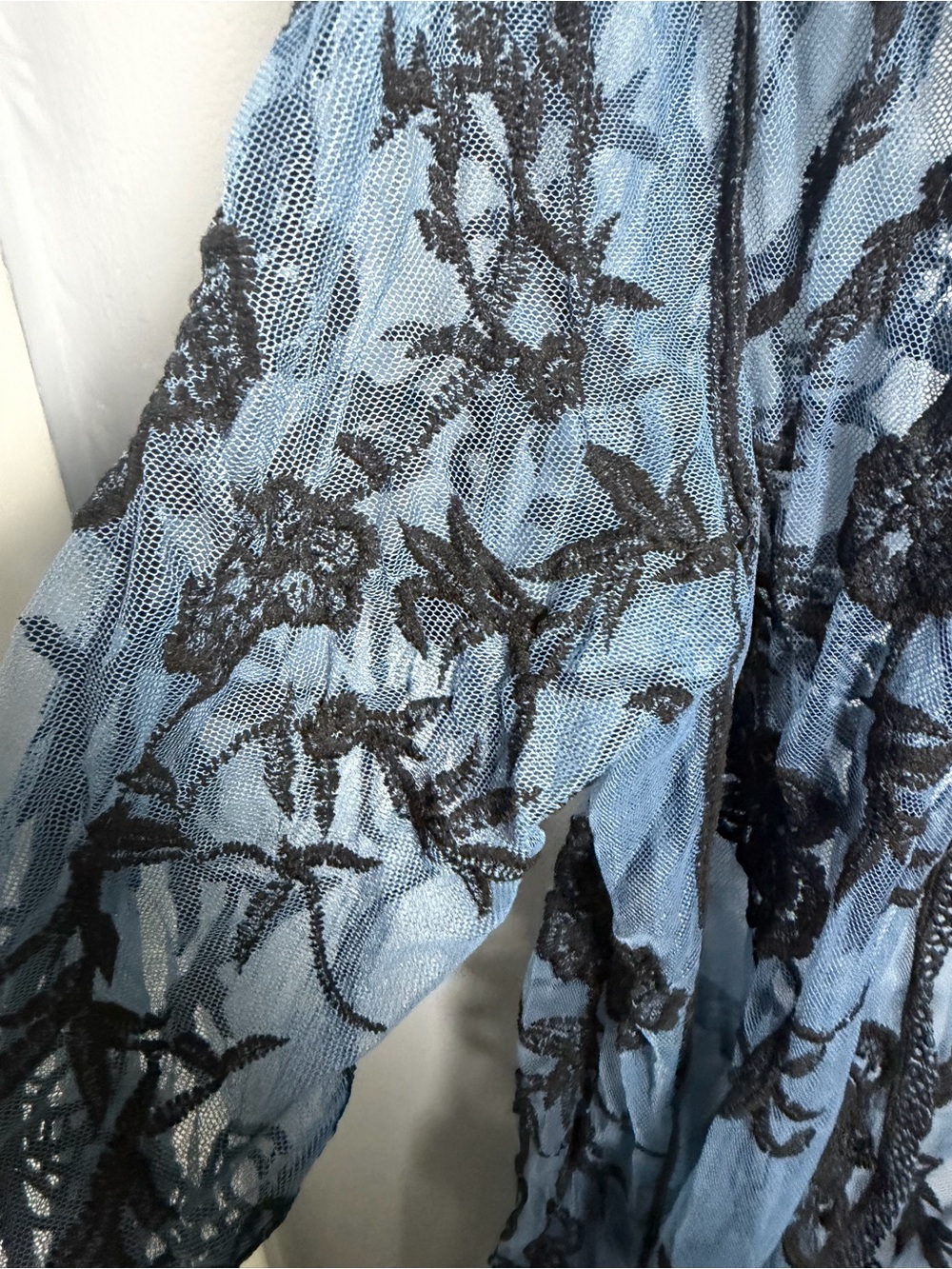 Sheer Lace Kimono Duster in Black and Slate - Picture 5 of 6